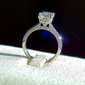 Solid 14k gold 2.5ct F VVS2 lab emerald cut diamond ring with side lab diamond